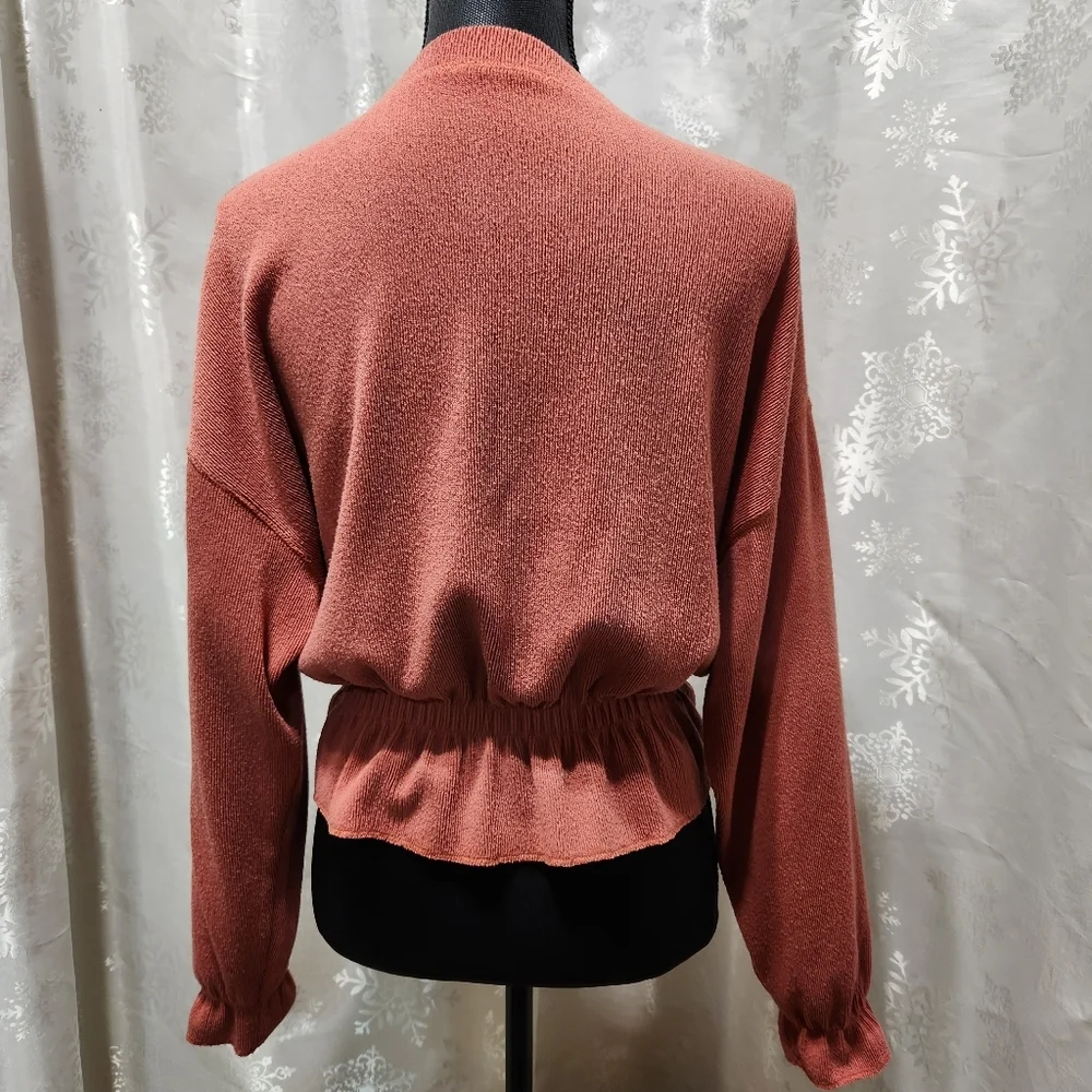 ZARA Basic Ribbed Knit Peplum Ruffle Top (S) - Picture 4 of 10